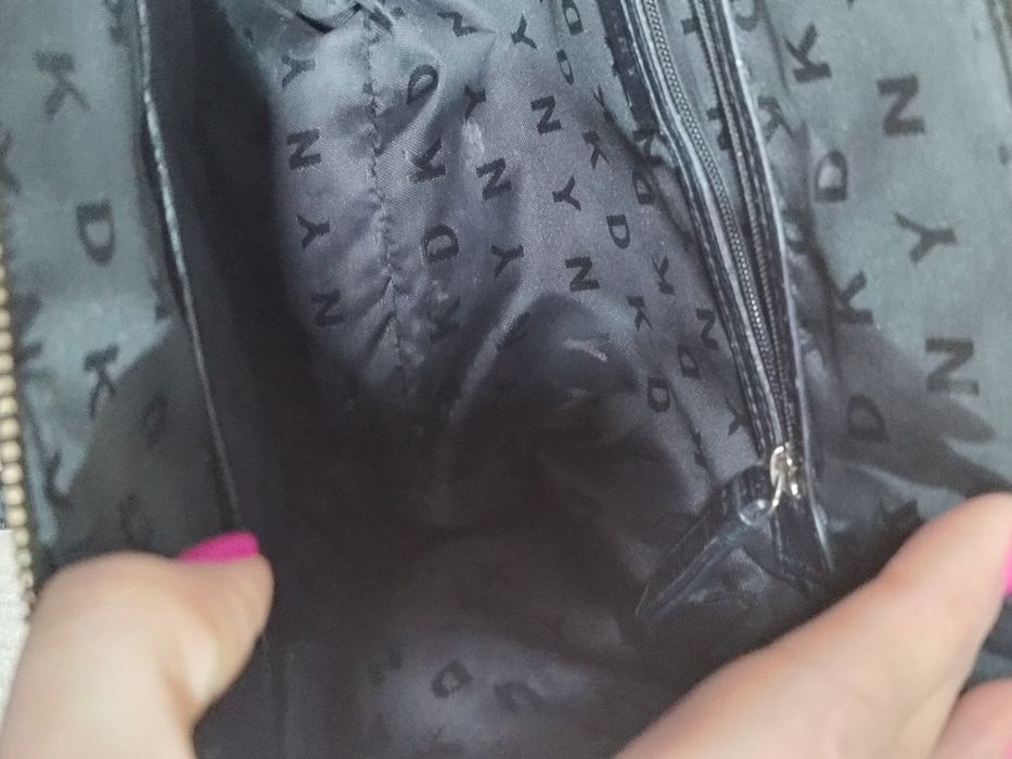 Mala  preta da Marca*DKNY