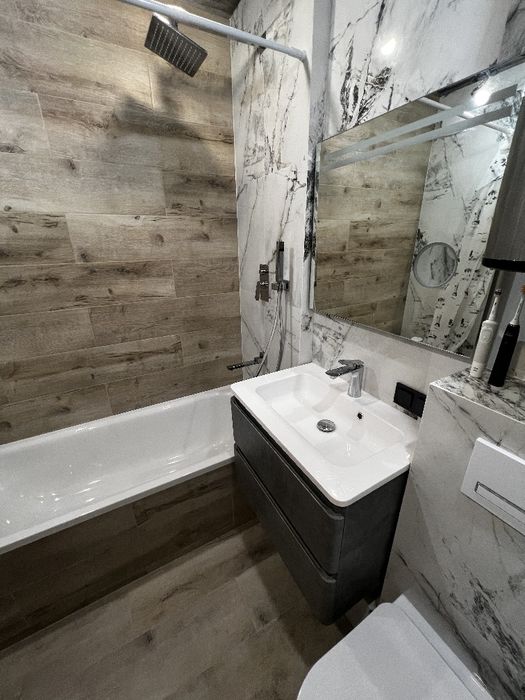 Плиточник/Укладка плитки/Укладання плитки/Керамограніт