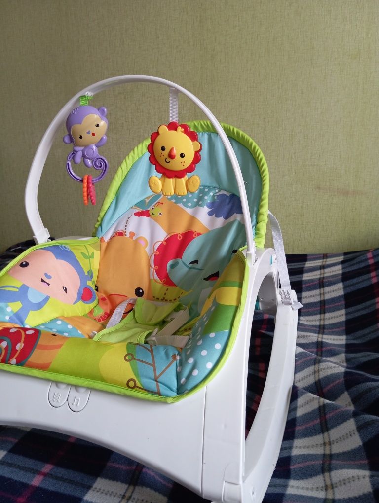 Шезлонг-качалка Fitch Baby 2в1 + в подарок Музичний мобіль WToys (3963