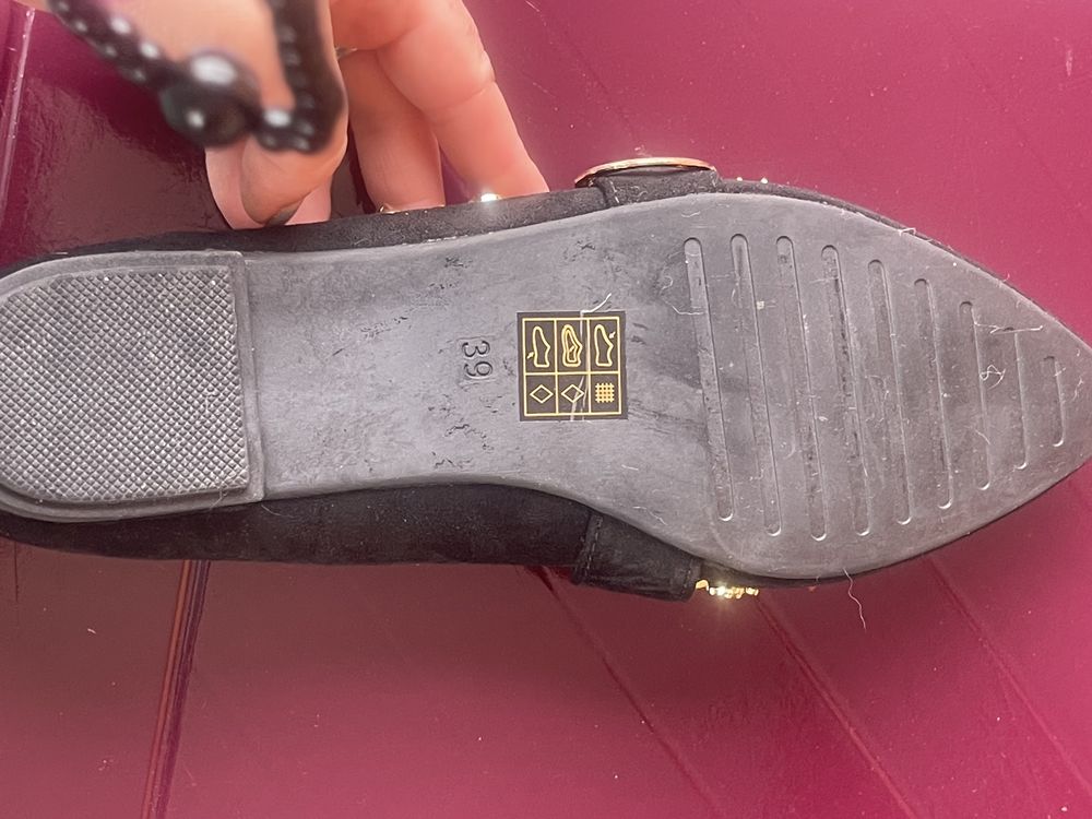 Продам нові балетки
