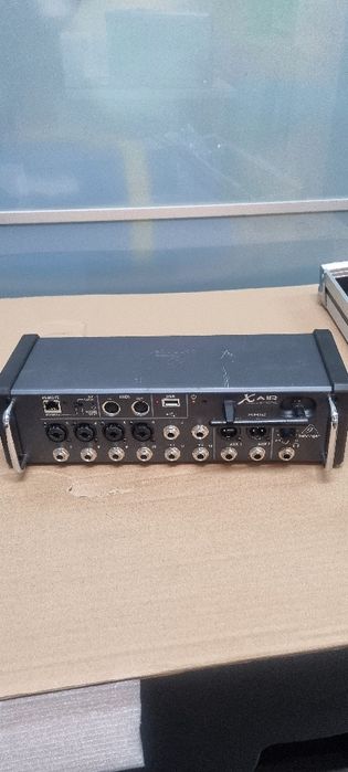 X Air XR12 Behringer