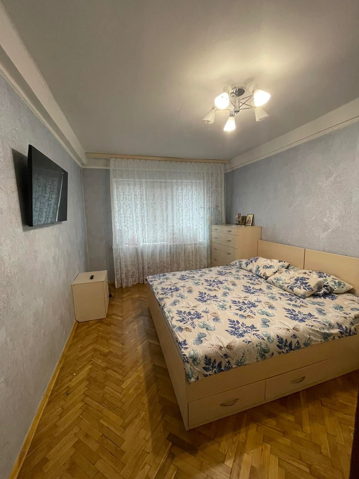 Продаж 3-х кім, Виноградар, вул.Межова 15