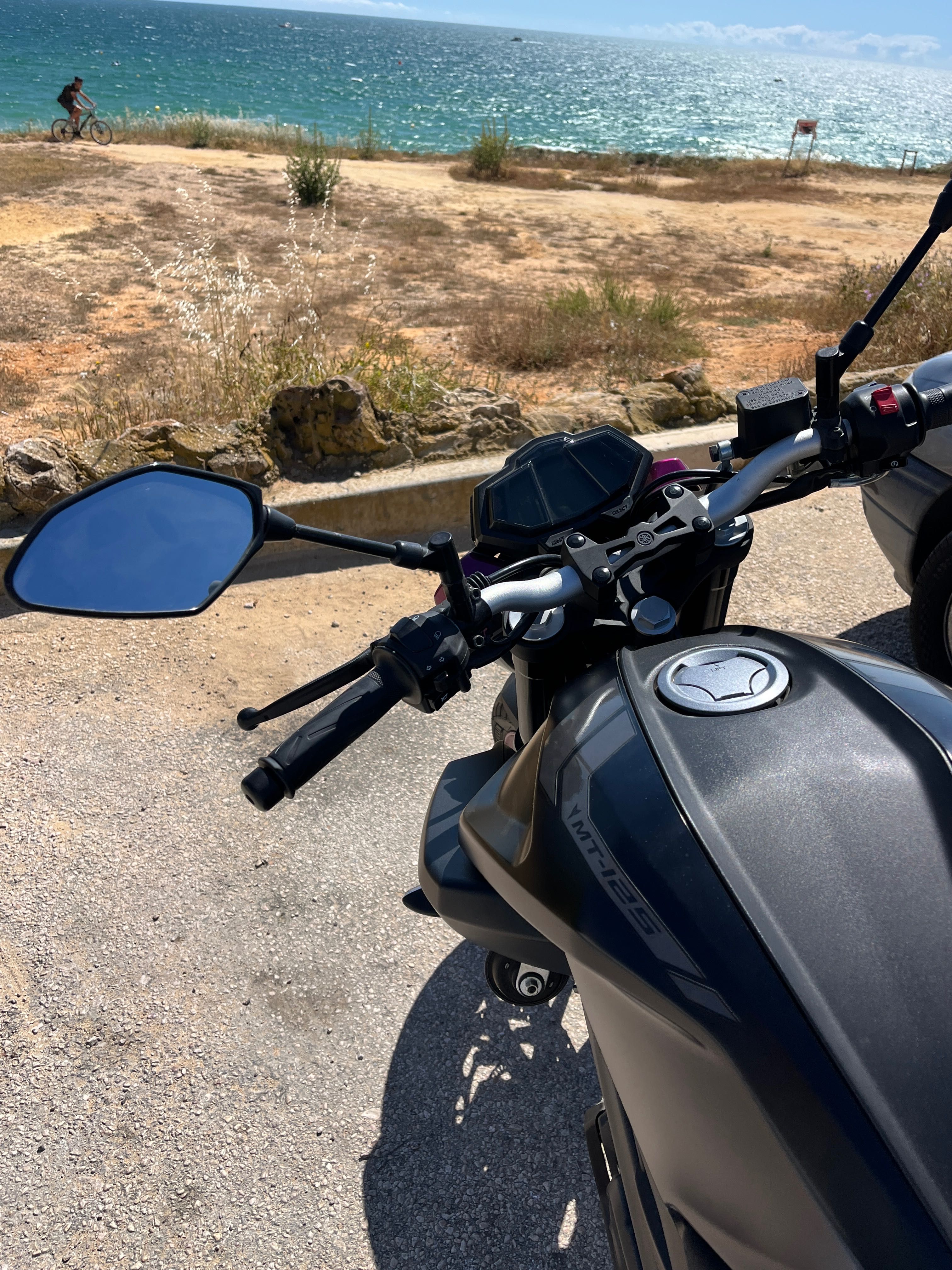 Mota Yamaha MT 125