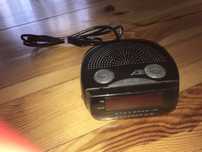 Radio budzik bez końcówki kabla