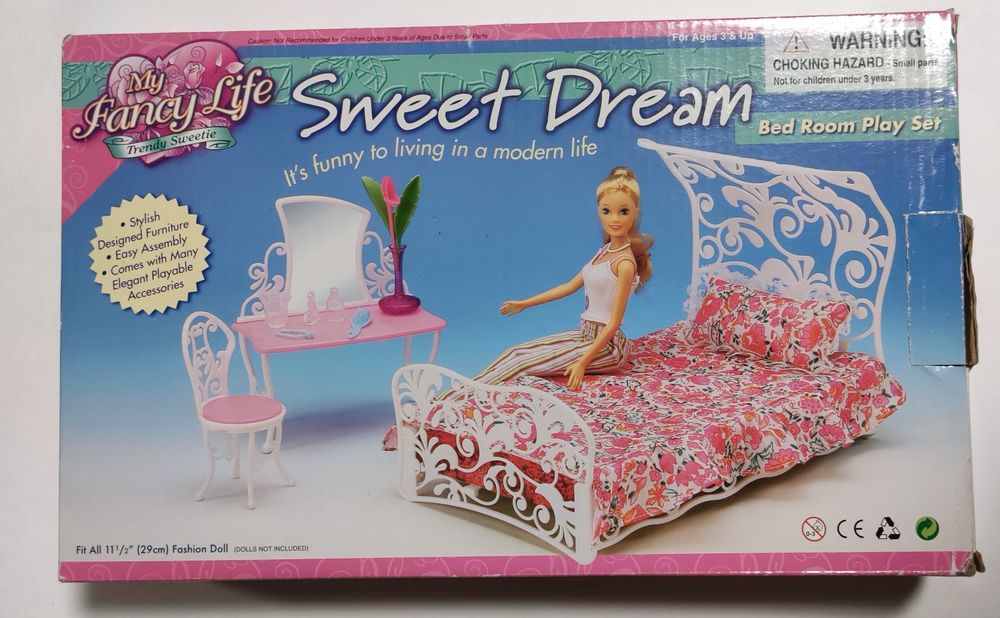 Мебель для кукол . ( Без Куклы )