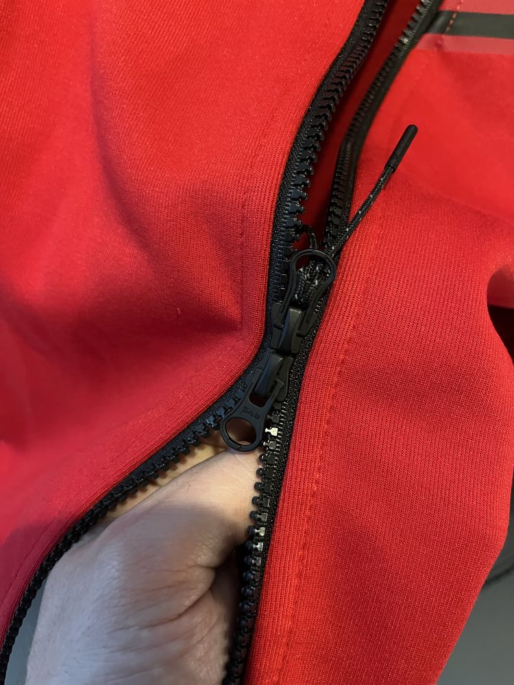 Nike tech fleece komplet bluza i spodnie kolor czerwony rozmiar L