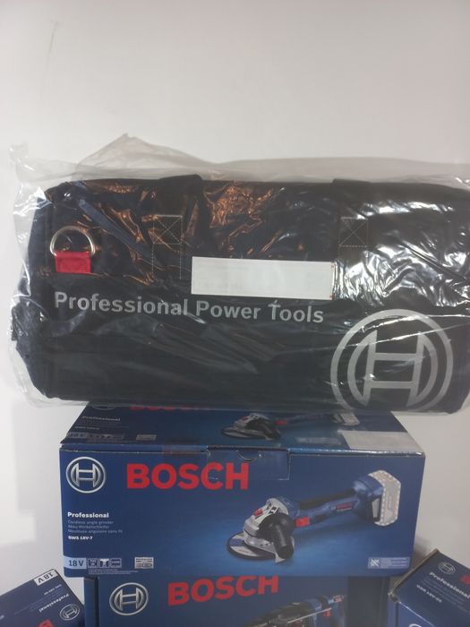 Zestaw wiertarko-wkrętarka+szlifierka+młot BOSCH PROFESSIONAL