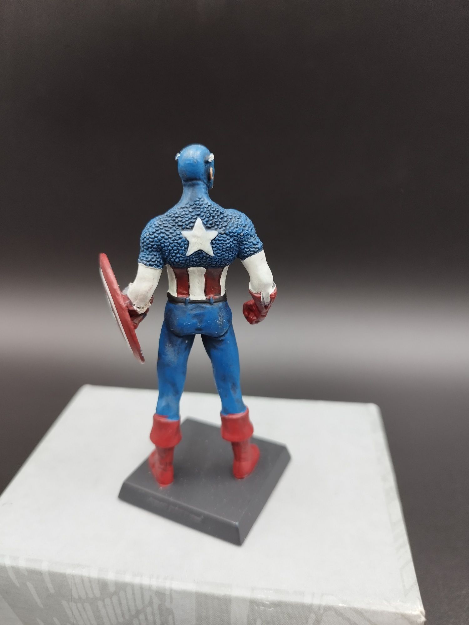 Figurka Marvel Klasyczna Capitan Ameryka #4 ok 8 cm figurka ciężka  no