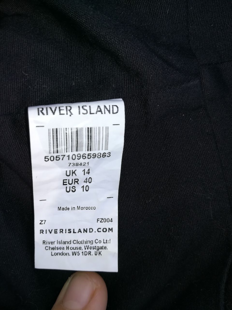 Топ з короткими рукавами на плечі RIVER ISLAND