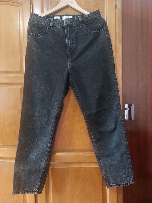 Calças tam 38. Em ótimo estado