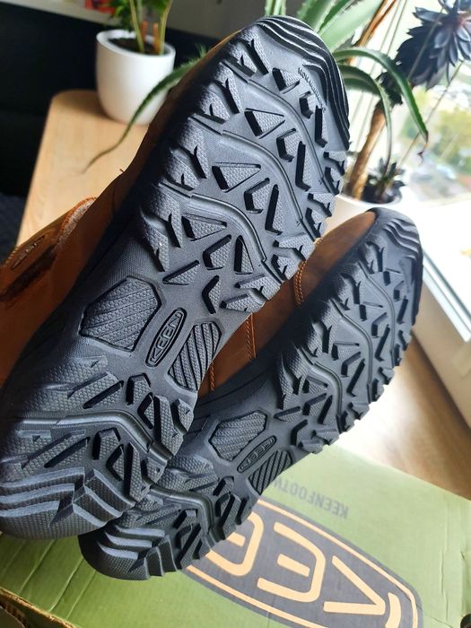 NOWE Buty zimowe KEEN młodzieżowe skóra r.39
