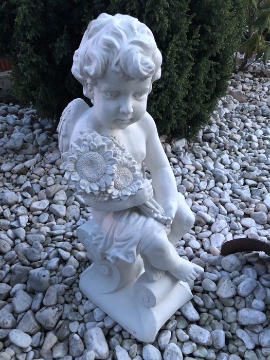 Figura ogrodowa aniołek 58cm