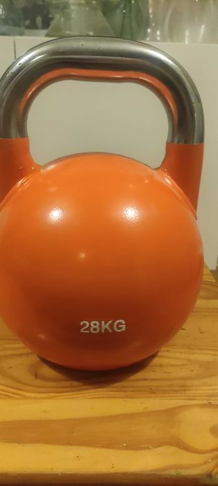 Kettlebell turniejowy 28kg