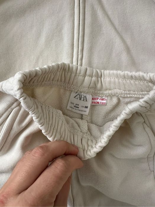 Костюм Zara 1/2 роки 86 розмір