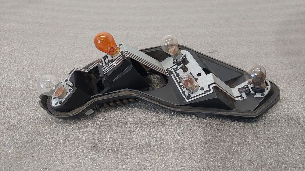 Suporte lâmpada esquerdo PEUGEOT 207 (WA_, WC_)