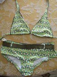 Bikini Red Point tons verdes