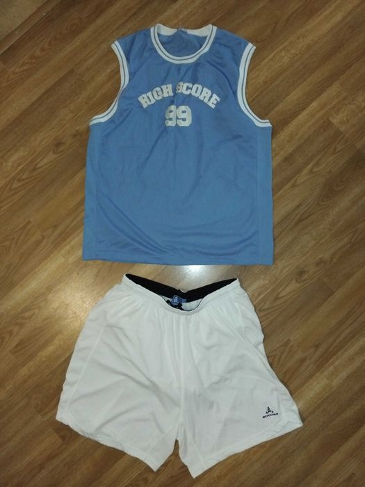 Форма футбольная голубая с белым L XL