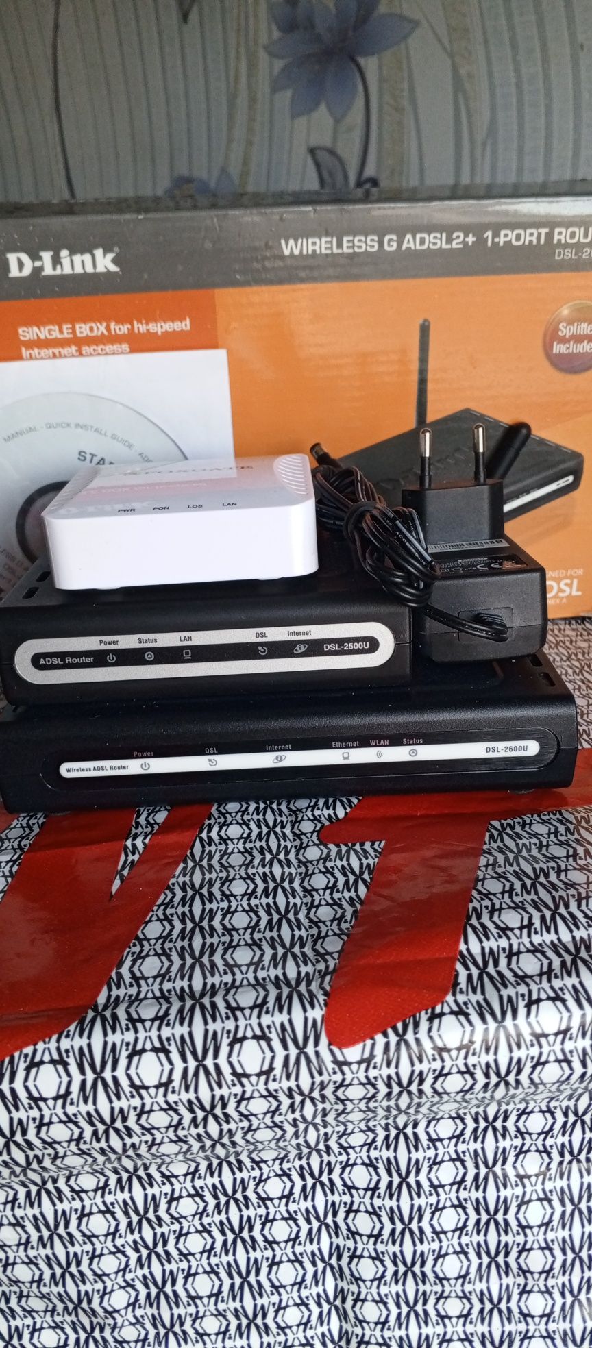 Роутер Wi-fi  D -Link. 3 шт.В ИДЕАЛЬНОМ СОСТОЯНИИ