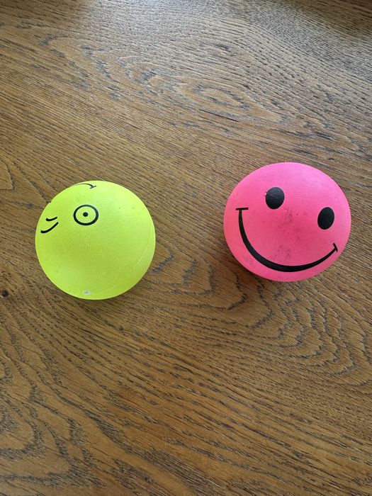 Bolas para jogar, brincar, exercicio