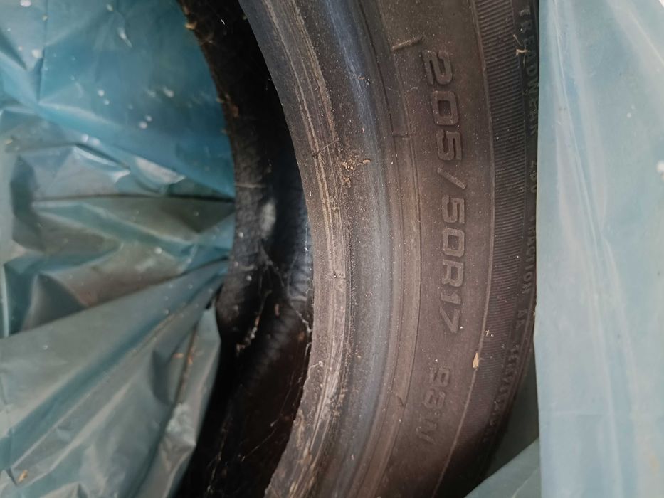 2 Opony 205/50R17