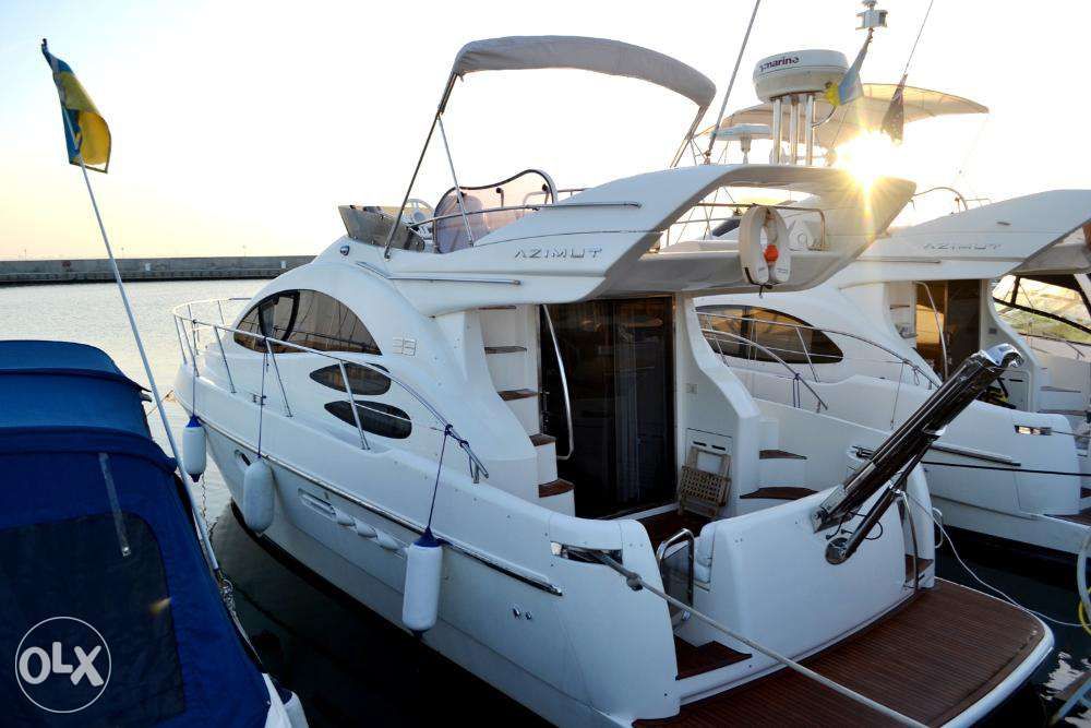 Яхта Azimut 39