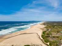 Terreno para construção a 400m do mar