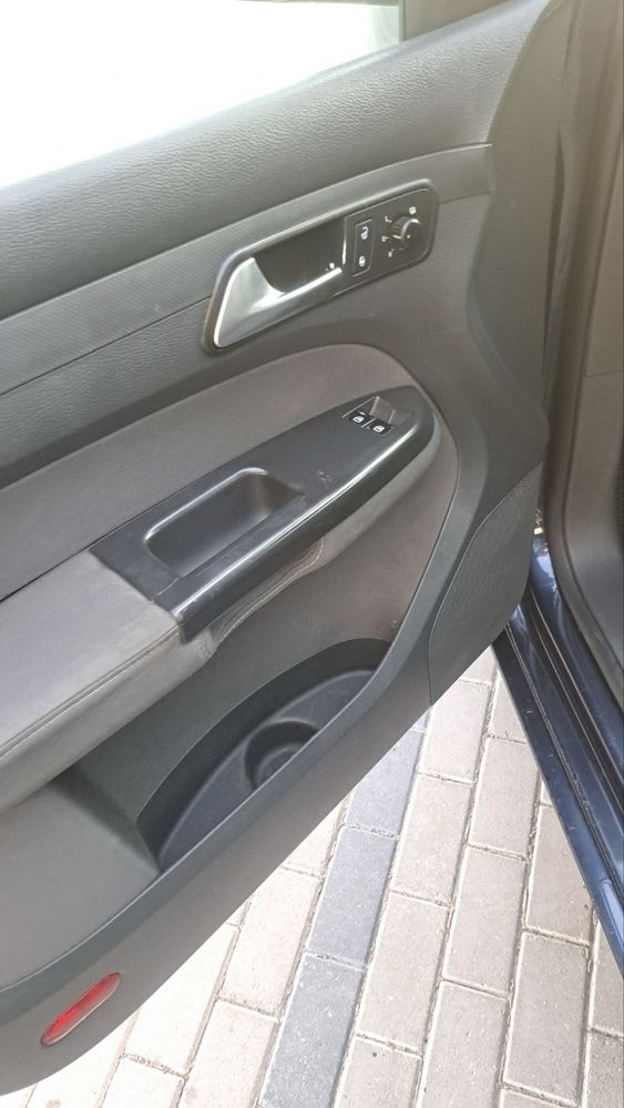 Продам caddy 2011 рік