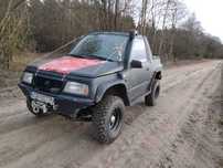 Suzuki Vitara offroad 4x4