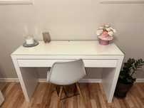 Toaletka malm ikea z krzeslem