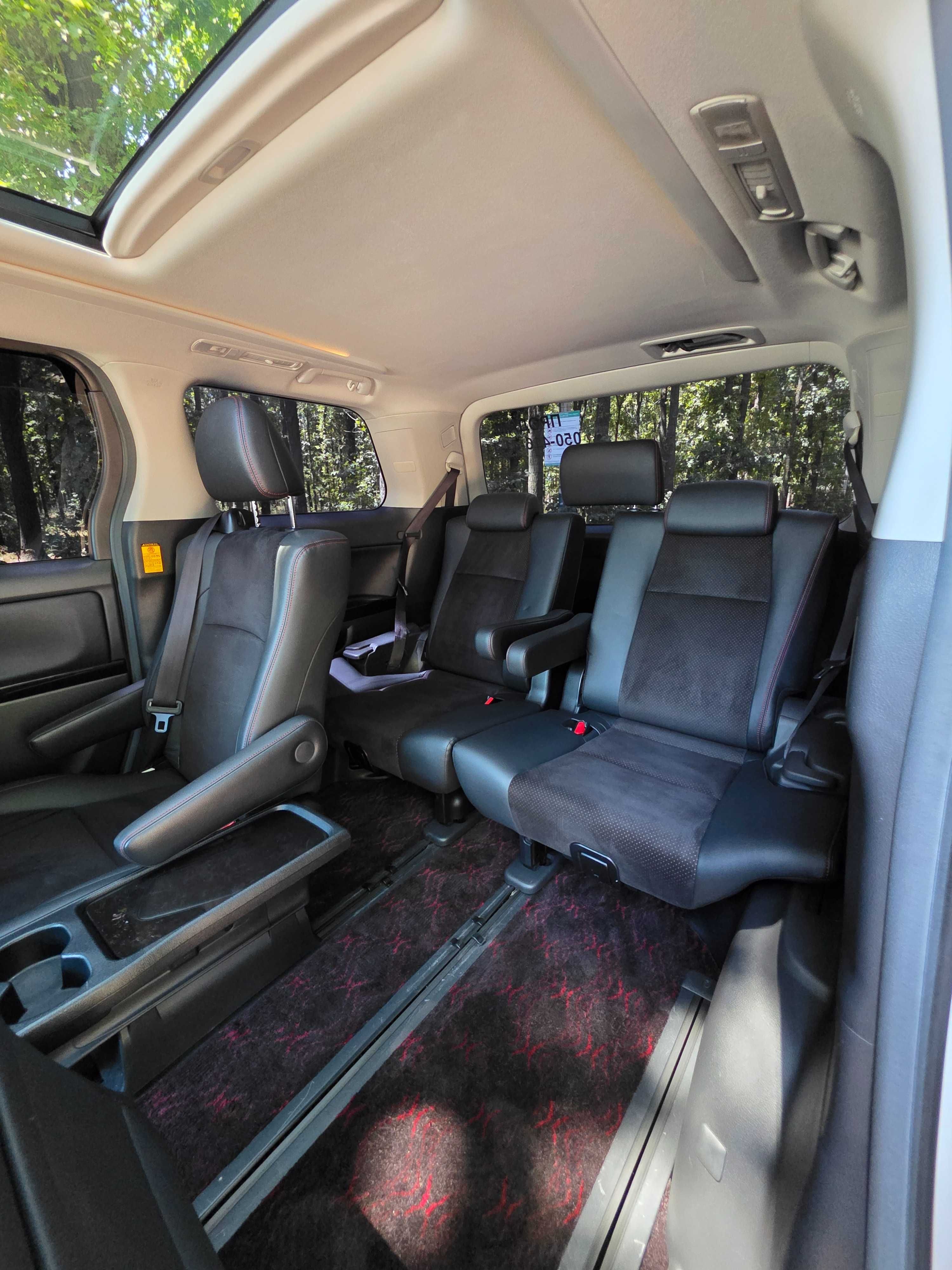 Toyota vellfire '12 Golden Eyes  панорама
