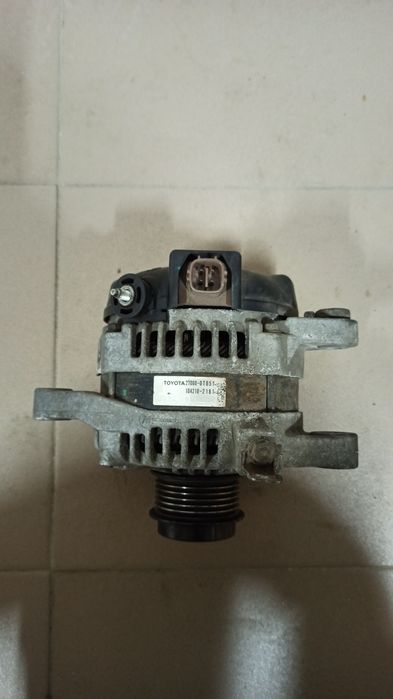 Генератор Toyota Corolla, Auris, Avensis