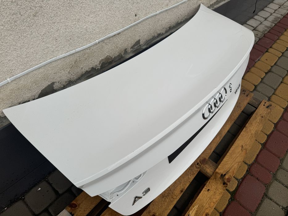 Кришка багажника audi a3 ляда ауди а3 ауді а3 a3 a3 8V кляпа