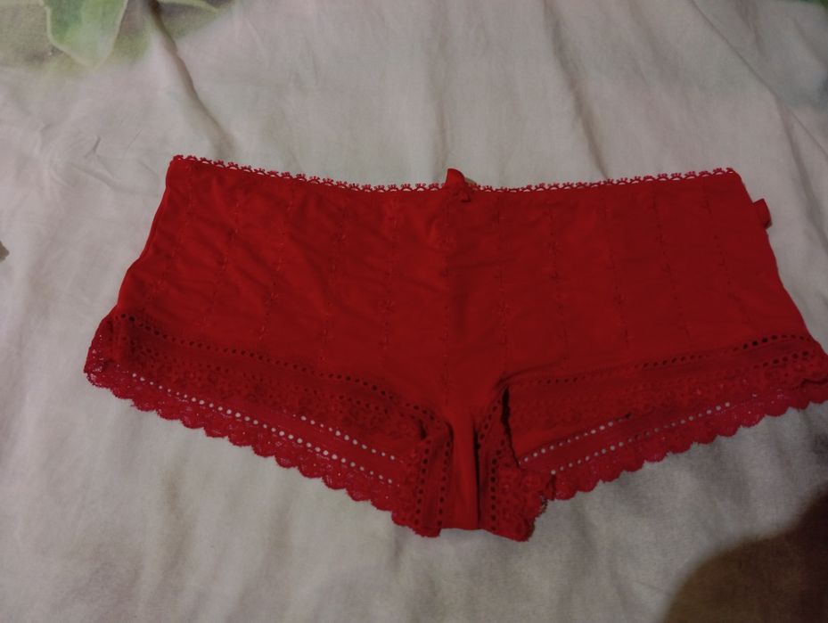 Majtki damskie rozmiar XL Cena za szt