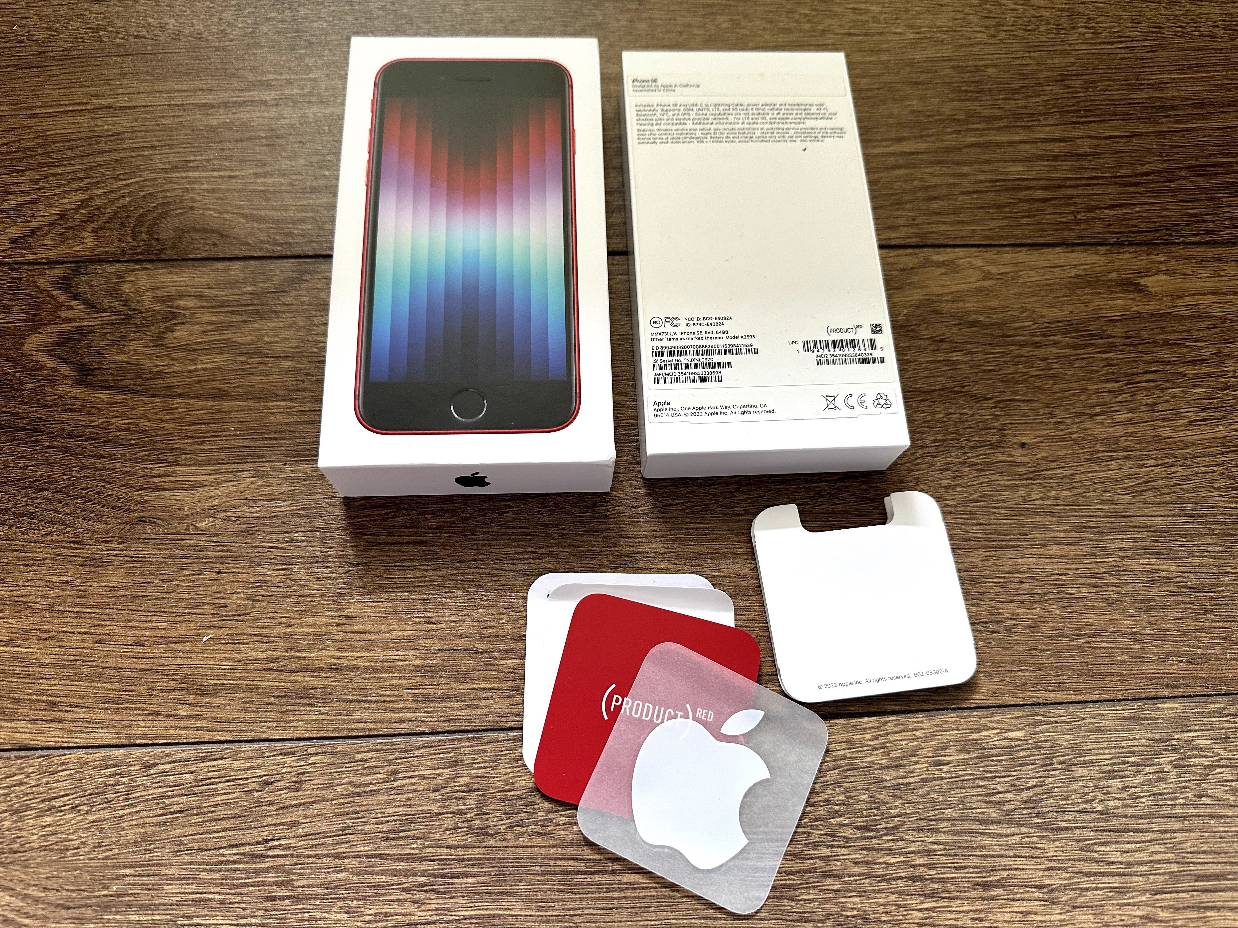 Pudełko Apple iPhone SE 2022 Product RED