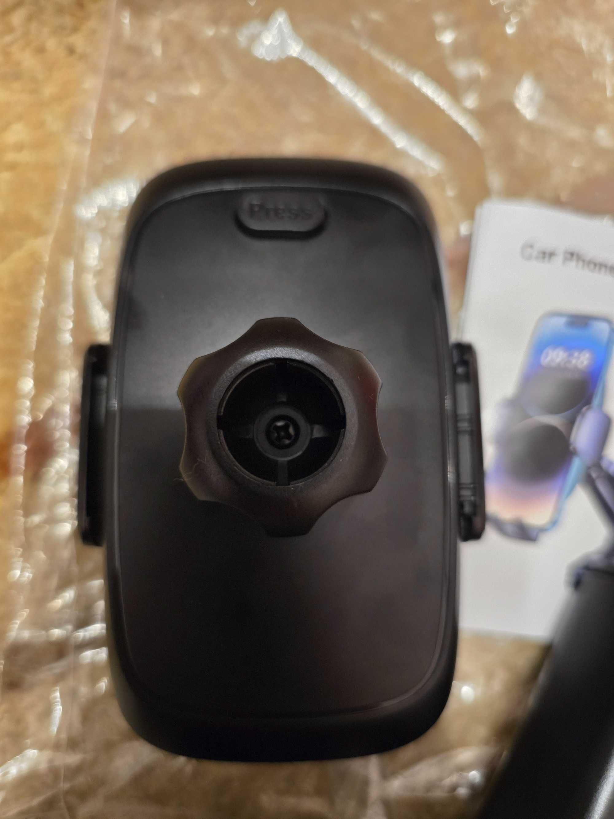 Samochodowy Uchwyt na Telefon Komórkowy z Mocną Przyssawką do

Deski