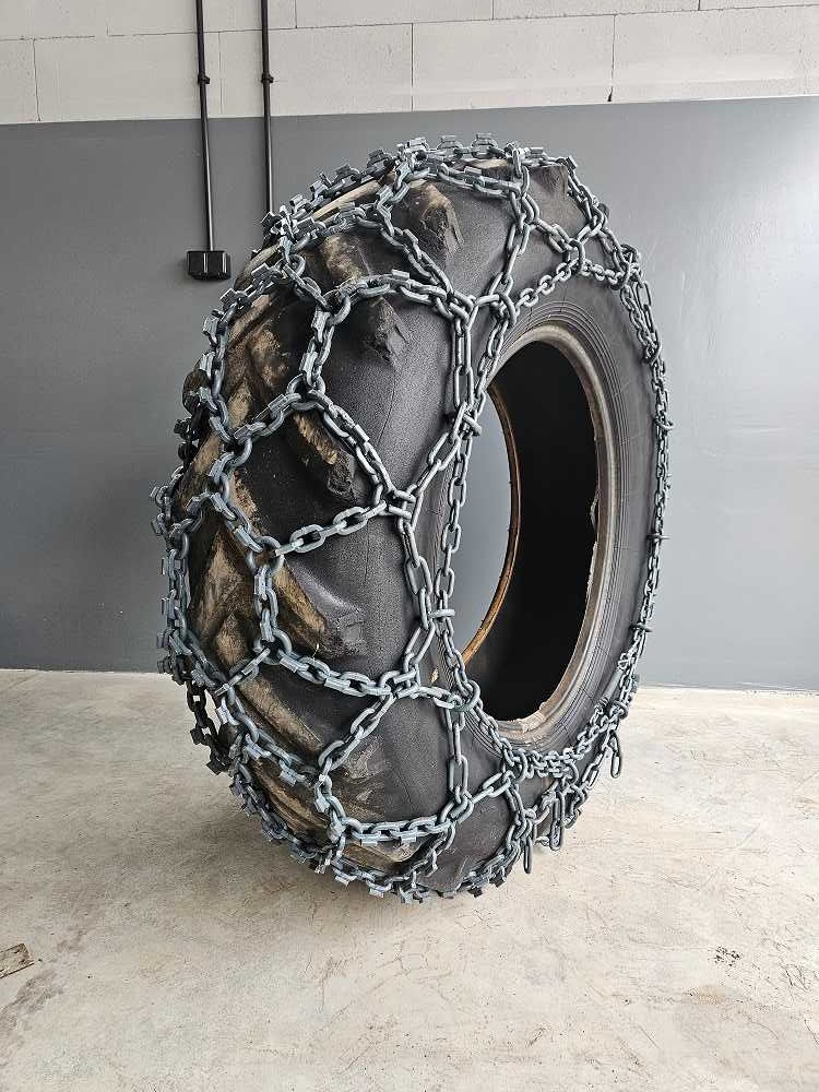 Łańcuchy śniegowe 20,5R25 520/70R30 540/65R30 540/70R30 540/65R34 540