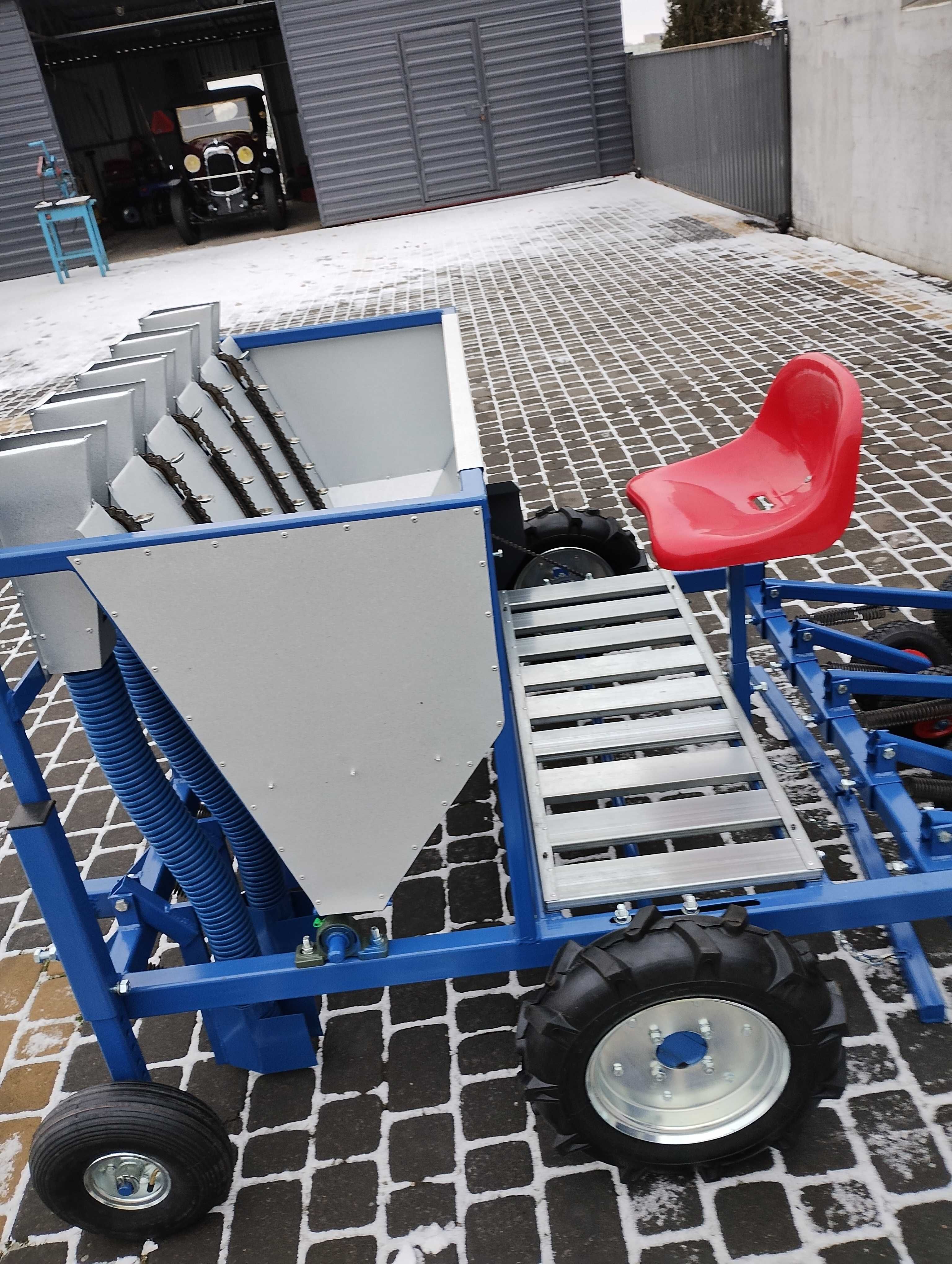 Mechaniczna sadzarka  6 rzędów do cebuli dymki,bobu i czosnku.