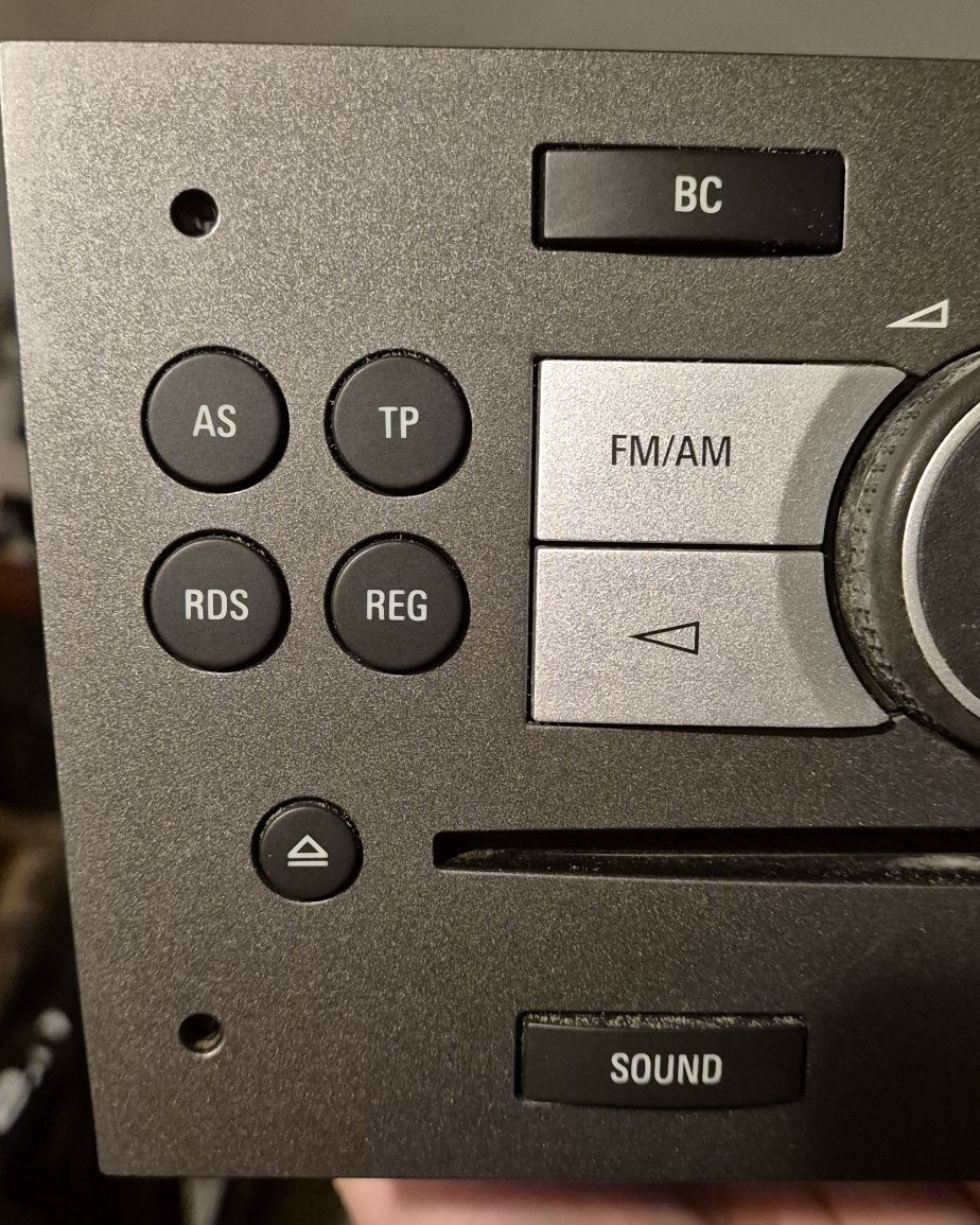Radio Opel Astra H. CD 30, MP3