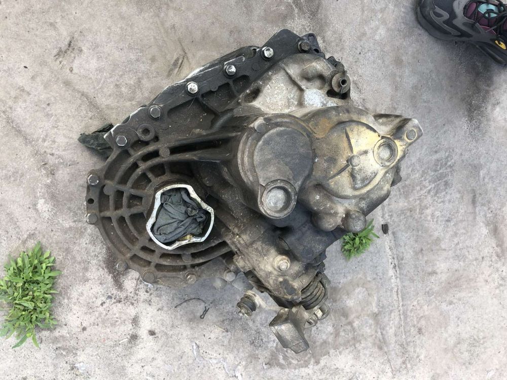 Коробки передач механика renault trafik, vivaro,primastar 1,9 Tdi