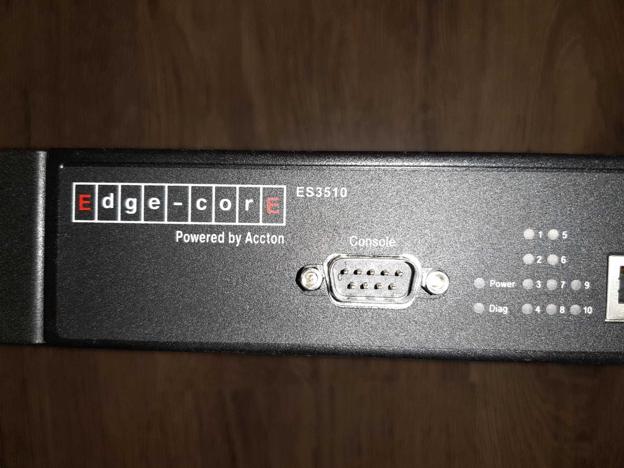Edge-Core ES3510 комутатор із 10 портами