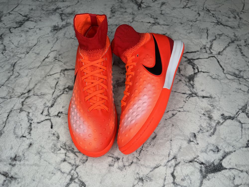 Nike magista оригінал футзалки дитячі розмір 38.5-35.5 б у