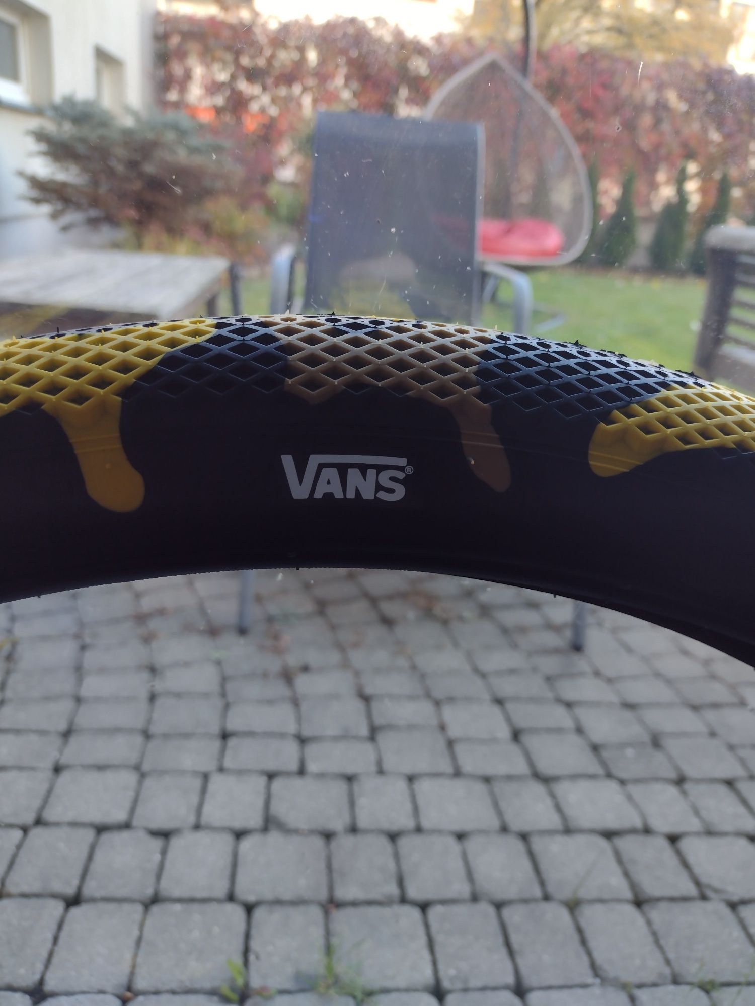 NS Bikes CLASH 2021 M 26''- opony Vans x Cult
