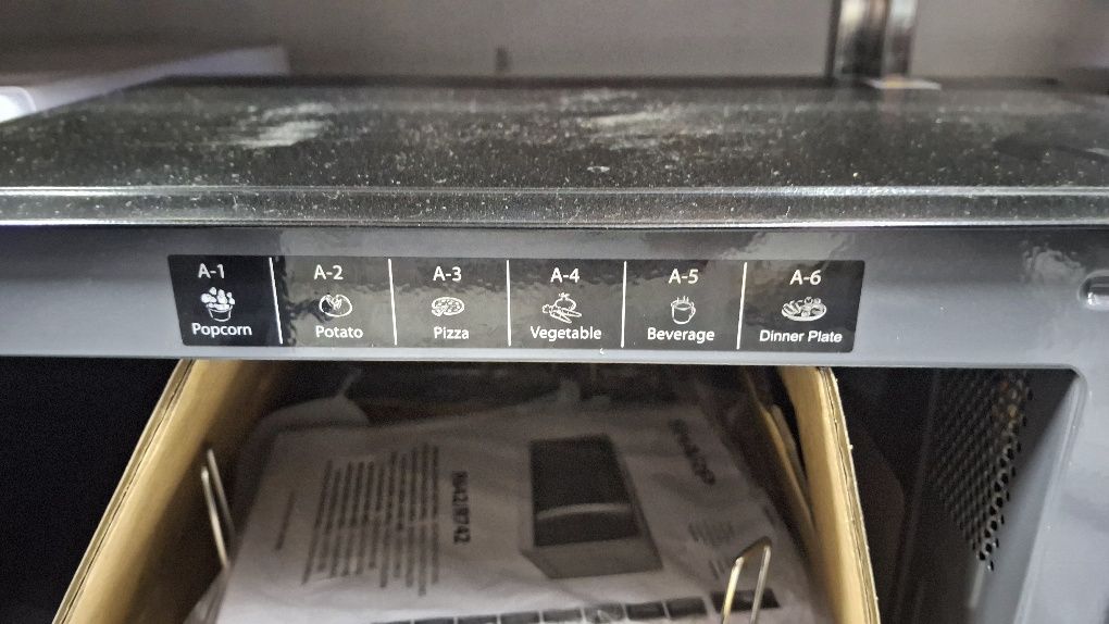 Mikrofalówka Sharp R642WW (080)