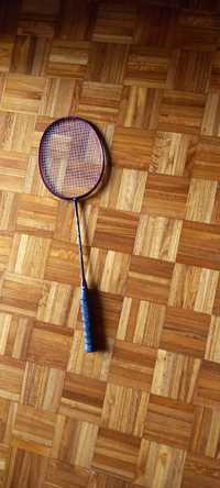 Raquete de badminton.