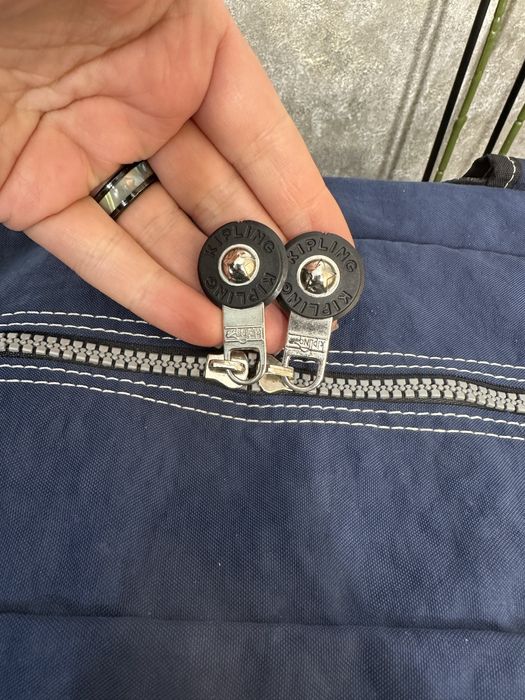 Новенька сумка брендова, великого розміру