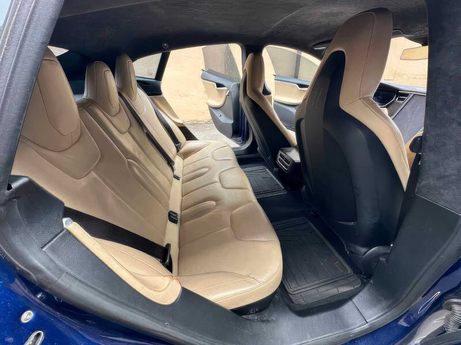 2015 Tesla Model S 85D