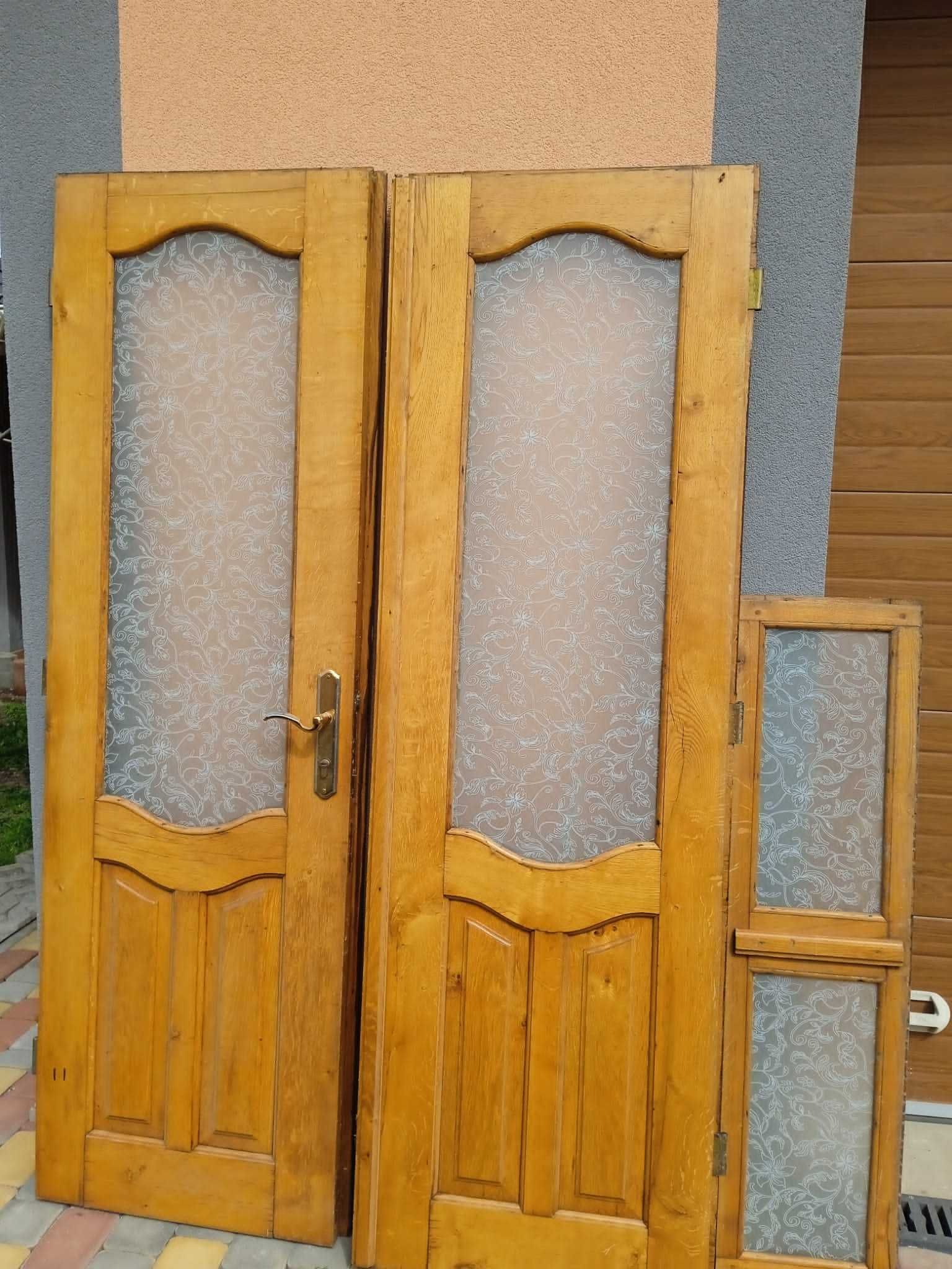 Дубові  двійні двері
