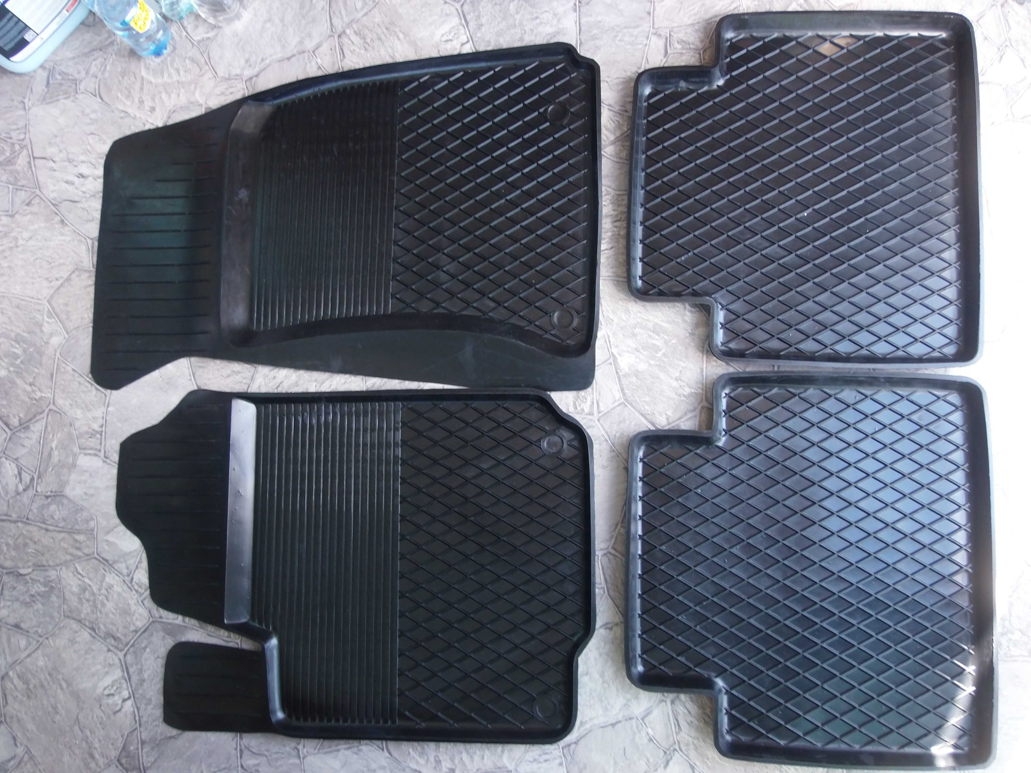 Dywaniki Gumowe FSO FIAT 125P Korytkowe DOPASOWANE