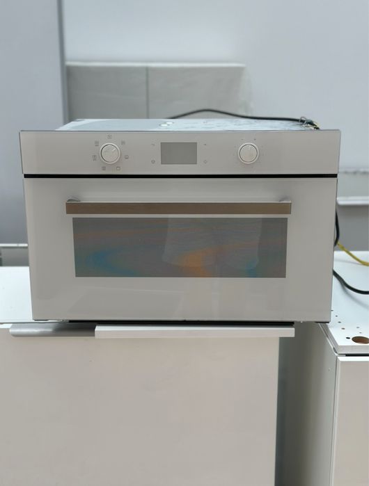 Mikrofalówka IKEA biała