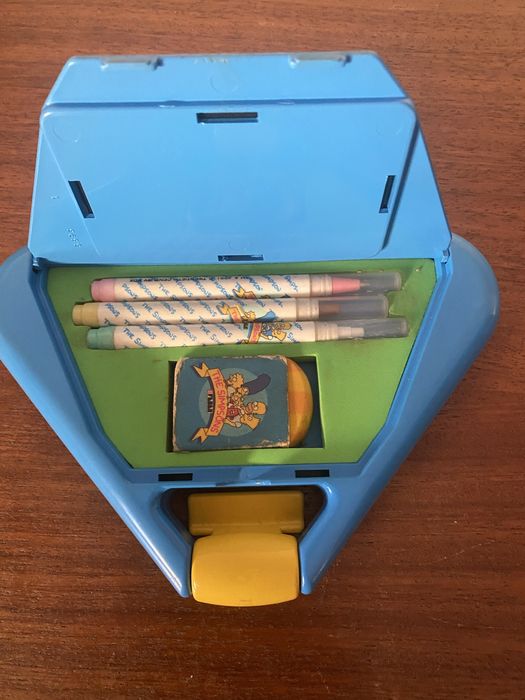 Estojo com máquina de calcular dos Simpsons